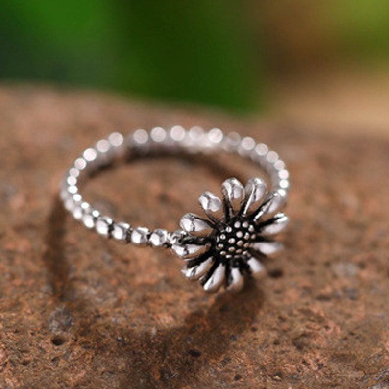 Silver online sunflower ring