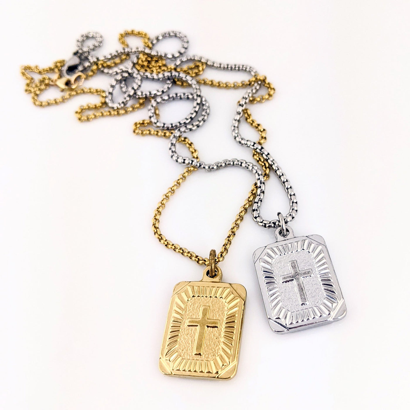 Medallion Cross Necklace - Godfullness
