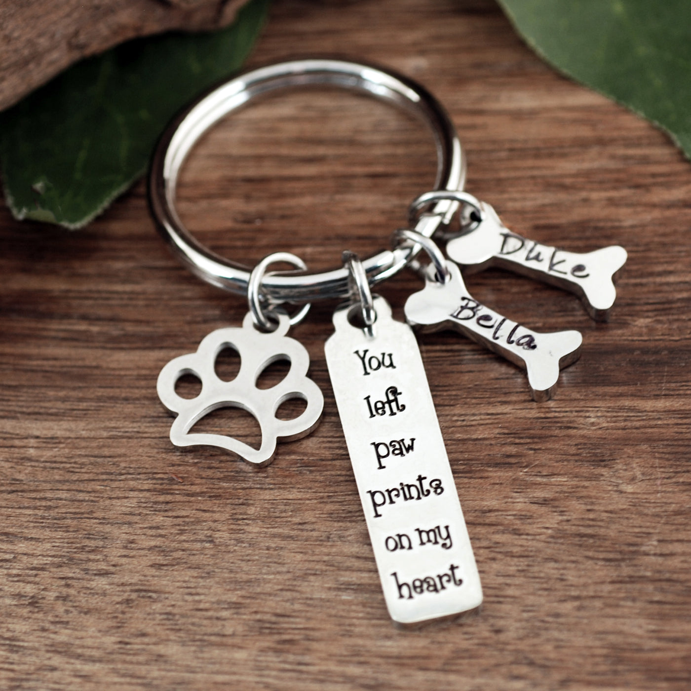 Personalized Pet Memorial Keychain with Dog Bones