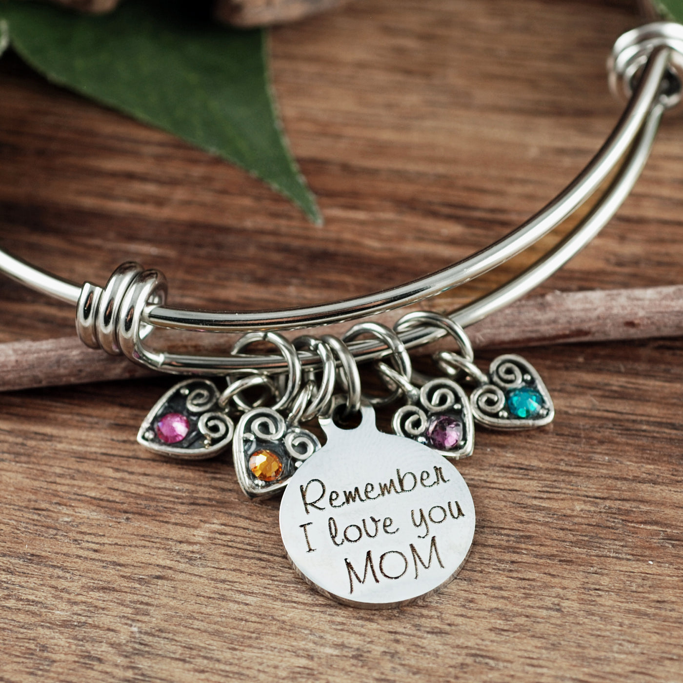 Mom Bracelet With Heart Charms in 925 Sterling Silver | JOYAMO -  Personalized Jewelry